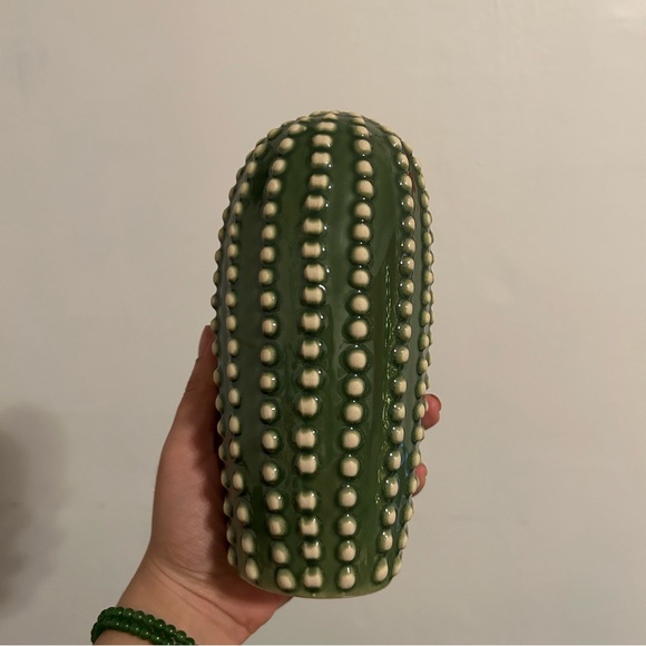 3 Ceramic Cactus Set Table Decor/ Decorative accessories - Picture 2 of 5
